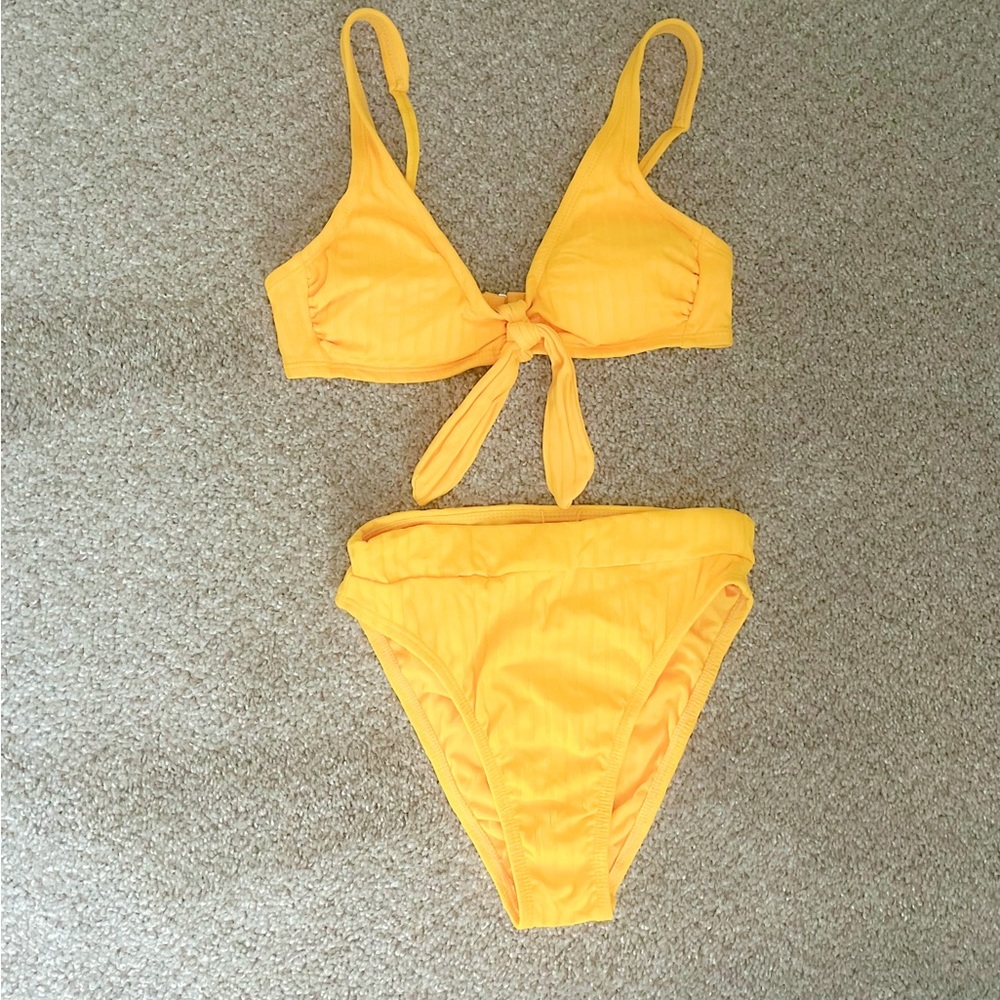 Gold /yellow bikini XS, never worn